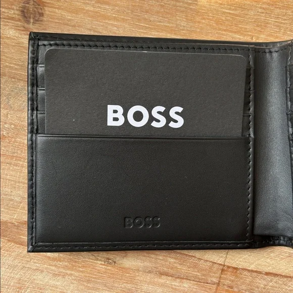 Men’s Hugo Boss Wallet - Picture 2 of 8